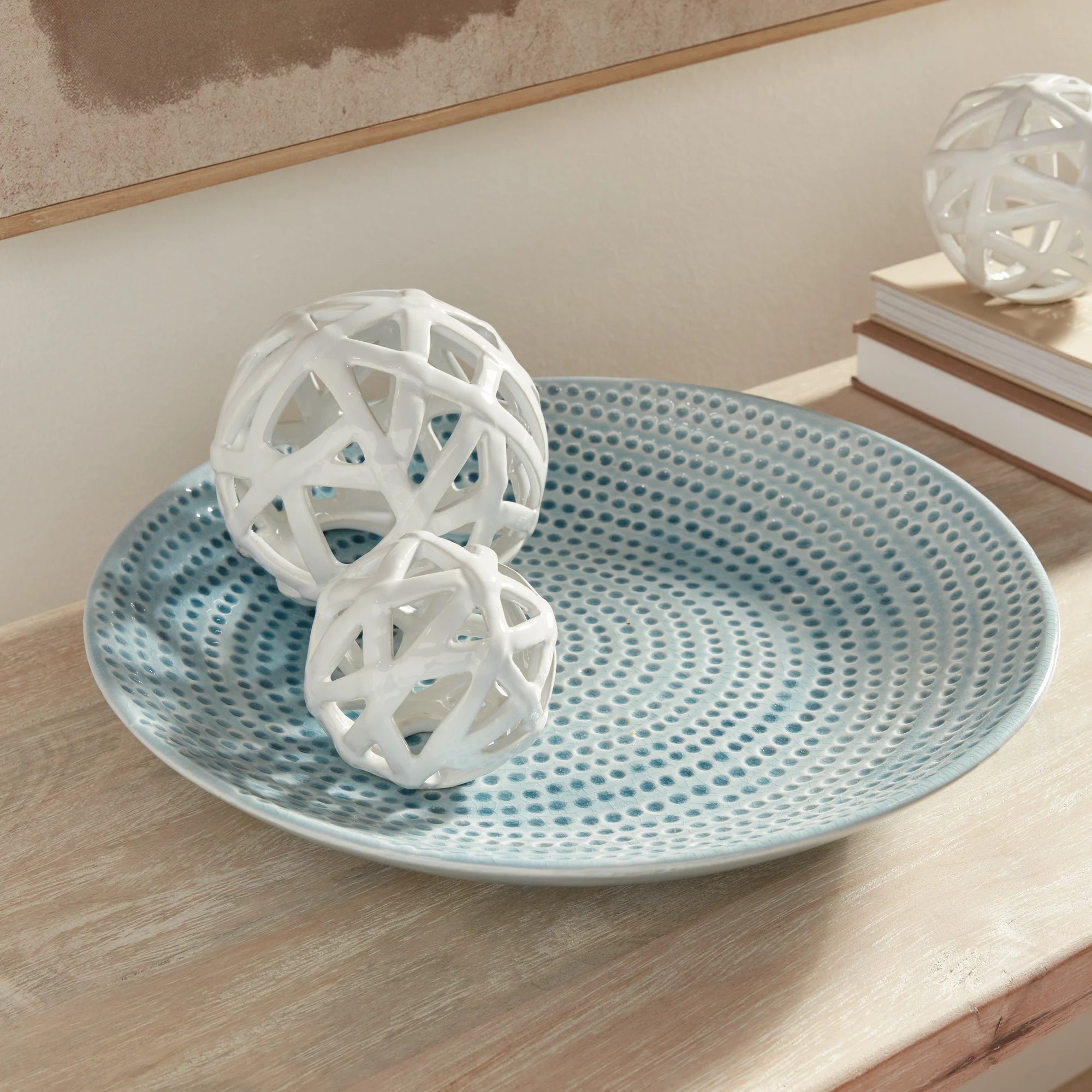 Brisa Decorative Plate