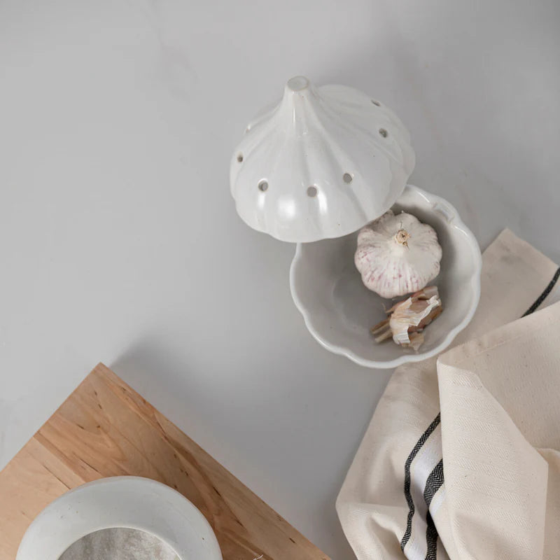 Tori Garlic Cannister