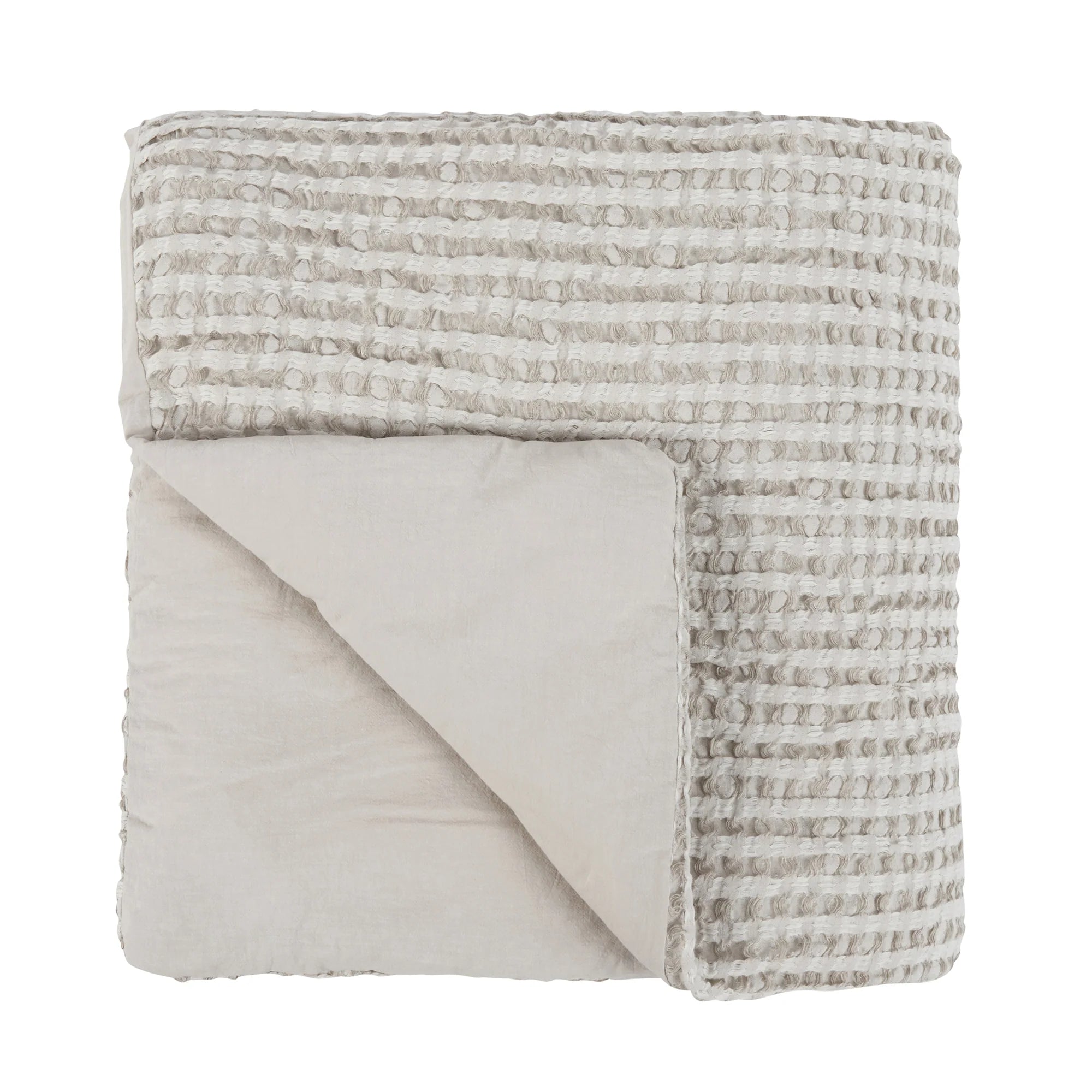 Quinn Textured Quilt Set- Veranda Collection