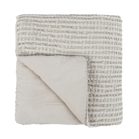 Quinn Textured Quilt Set- Veranda Collection