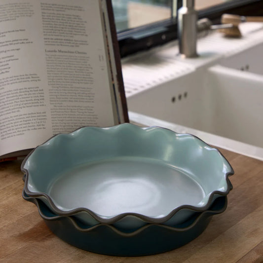 Stacked Organic Pie Dish 11"